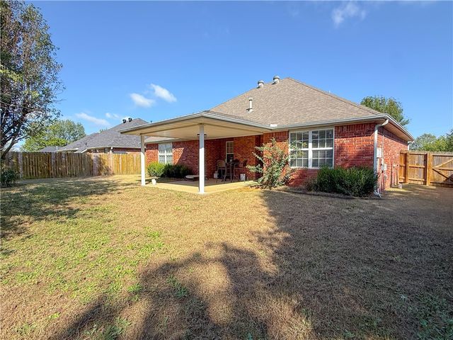 340 Brandons Loop, Springdale, AR 72762