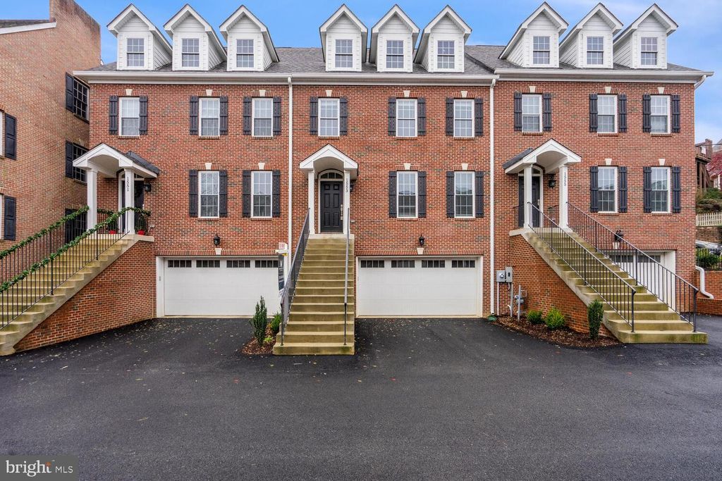 1553 RIVERTOWN PL, Occoquan, VA 22125