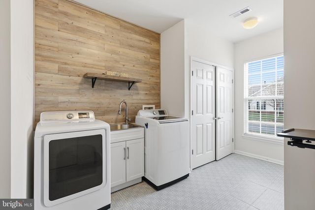 4308 TURRIFF LN, Fredericksburg, VA 22408