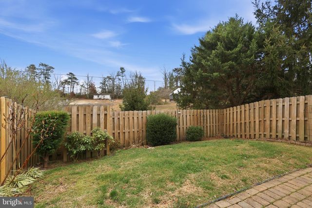 4308 TURRIFF LN, Fredericksburg, VA 22408