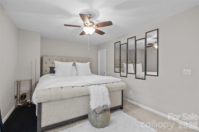 8407 Rust Wood Place, Charlotte, NC 28227