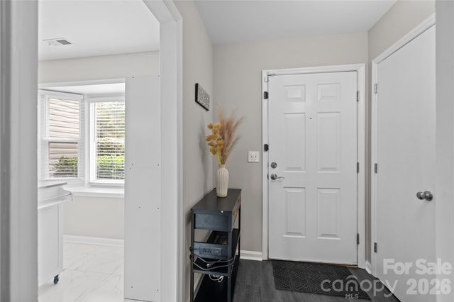 8407 Rust Wood Place, Charlotte, NC 28227