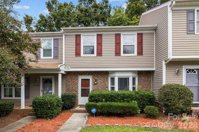 8407 Rust Wood Place, Charlotte, NC 28227