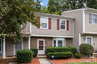 8407 Rust Wood Place, Charlotte, NC 28227