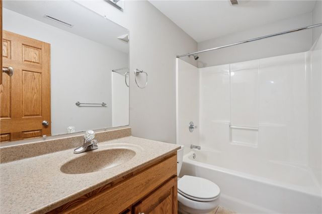 1969 Highview Road, Coralville, IA 52241