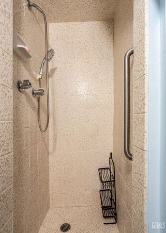 2604 Connie Avenue, Bakersfield, CA 93304