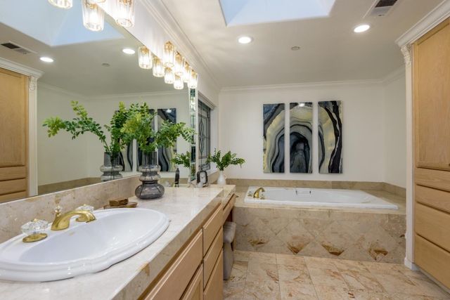 6 Megans Lane, Woodside, CA 94062