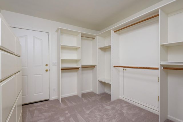 6 Megans Lane, Woodside, CA 94062