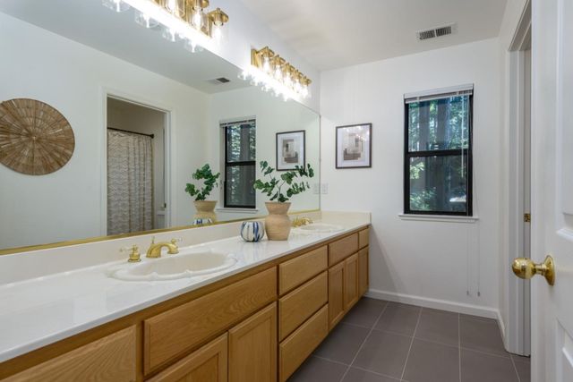 6 Megans Lane, Woodside, CA 94062