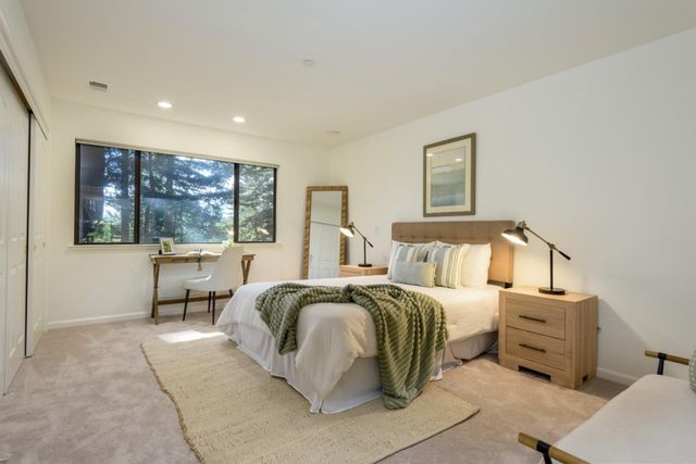 6 Megans Lane, Woodside, CA 94062