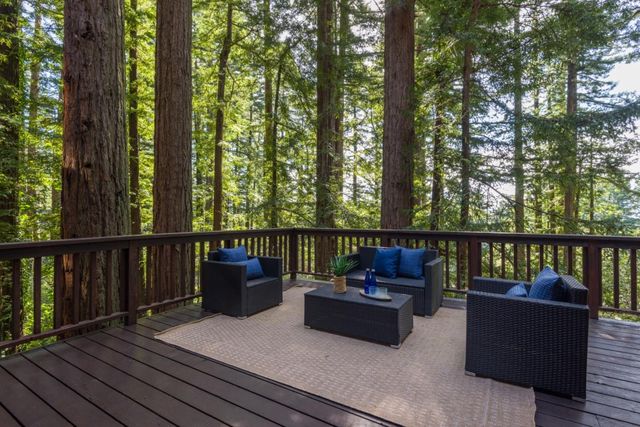 6 Megans Lane, Woodside, CA 94062