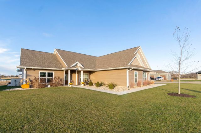 711 W 6th Street, Janesville, IA 50647