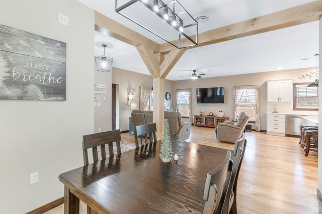 711 W 6th Street, Janesville, IA 50647