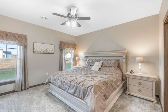 711 W 6th Street, Janesville, IA 50647