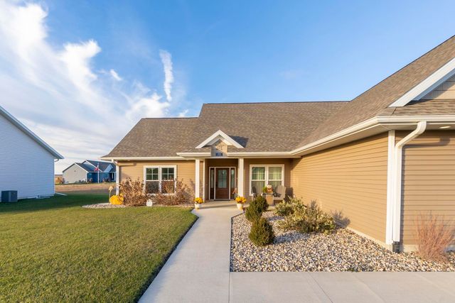 711 W 6th Street, Janesville, IA 50647