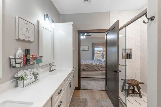 711 W 6th Street, Janesville, IA 50647