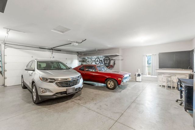 711 W 6th Street, Janesville, IA 50647