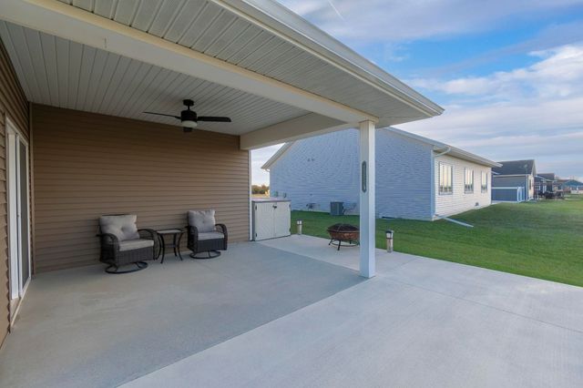 711 W 6th Street, Janesville, IA 50647