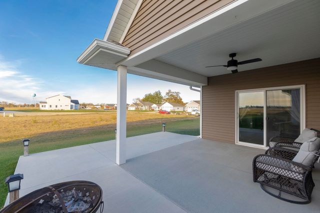 711 W 6th Street, Janesville, IA 50647