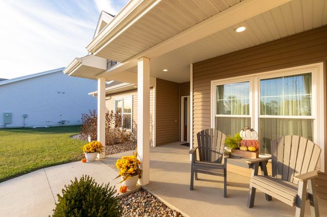 711 W 6th Street, Janesville, IA 50647