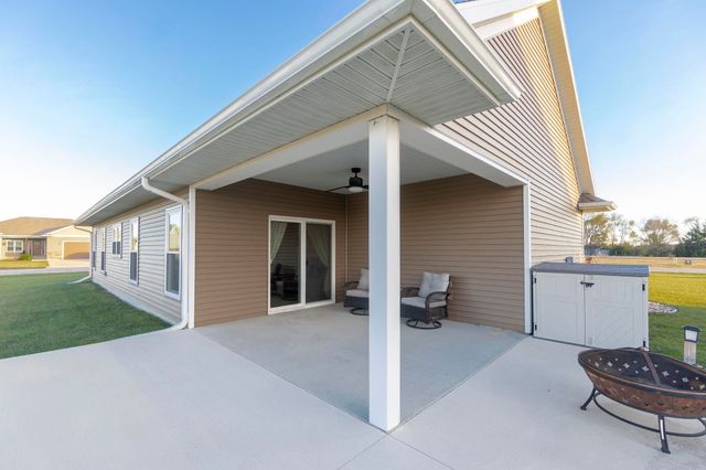 711 W 6th Street, Janesville, IA 50647