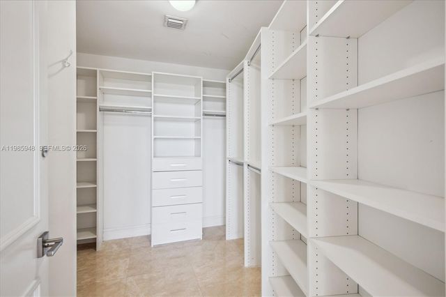 719 Crandon Blvd PH-9, Key Biscayne, FL 33149