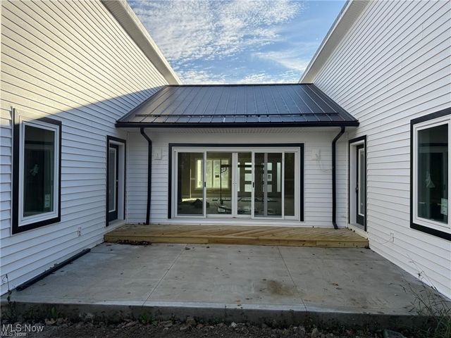 3940 Ellendale Road, Chagrin Falls, OH 44022