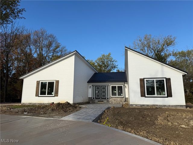 3940 Ellendale Road, Chagrin Falls, OH 44022