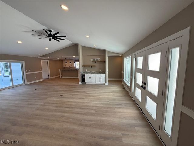 3940 Ellendale Road, Chagrin Falls, OH 44022