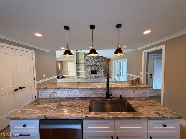 3940 Ellendale Road, Chagrin Falls, OH 44022