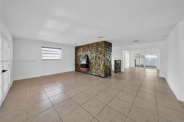 8241 SW 12th Ter, Miami, FL 33144