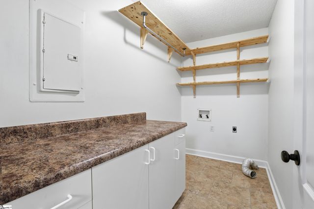 324 Golden Carriage Run, Boiling Springs, SC 29349