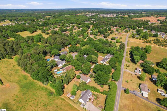 324 Golden Carriage Run, Boiling Springs, SC 29349