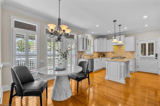 2801 Benjamin Court, Jamestown, NC 27282