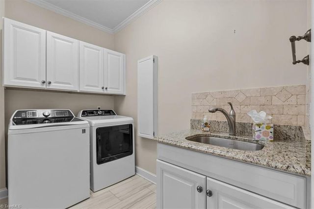 2801 Benjamin Court, Jamestown, NC 27282