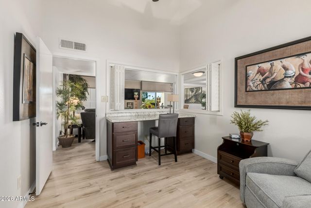 7424 N Via Camello Del Norte -- 190, Scottsdale, AZ 85258