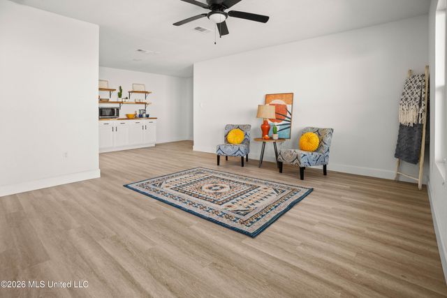 218 Dogwood Drive, Biloxi, MS 39531