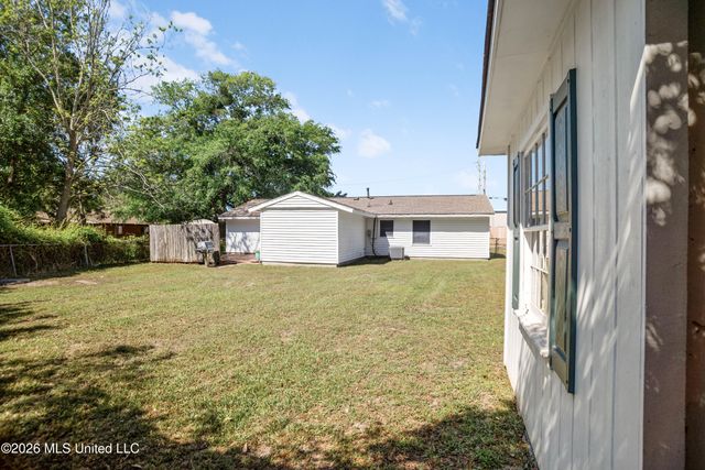 218 Dogwood Drive, Biloxi, MS 39531
