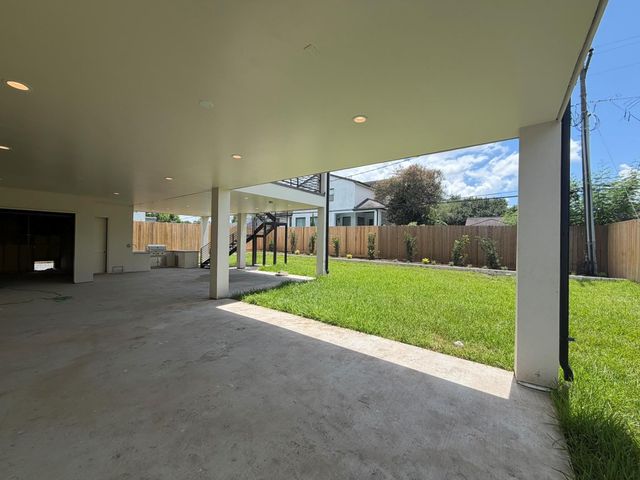 4927 Heatherglen Drive, Houston, TX 77096
