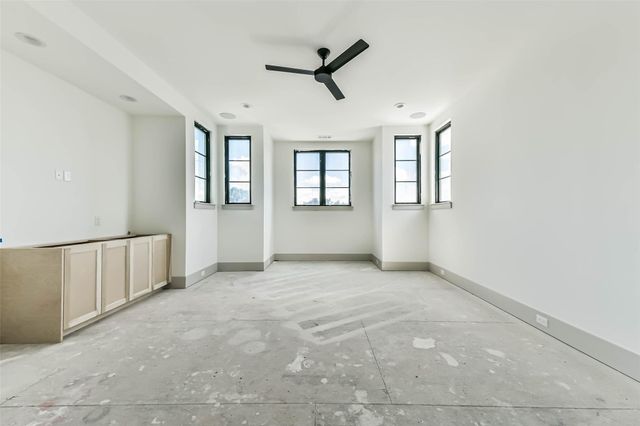 4927 Heatherglen Drive, Houston, TX 77096