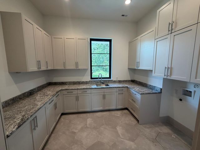 4927 Heatherglen Drive, Houston, TX 77096