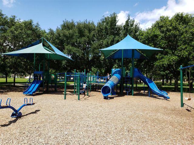 4927 Heatherglen Drive, Houston, TX 77096