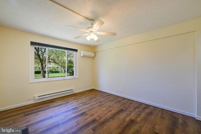 39-D RIDGE RD, Greenbelt, MD 20770