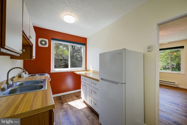 39-D RIDGE RD, Greenbelt, MD 20770