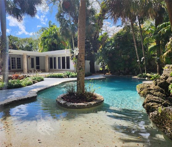 6065 SW 133rd St, Pinecrest, FL 33156