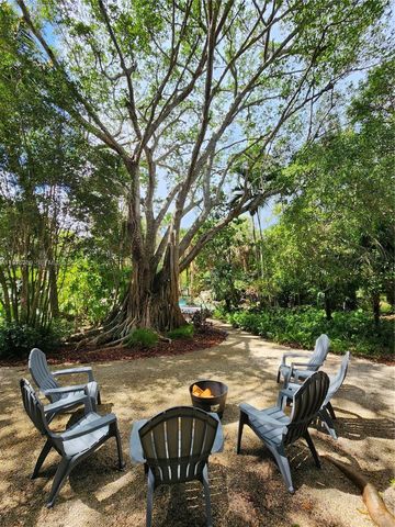 6065 SW 133rd St, Pinecrest, FL 33156