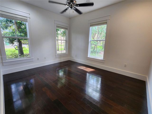 6065 SW 133rd St, Pinecrest, FL 33156