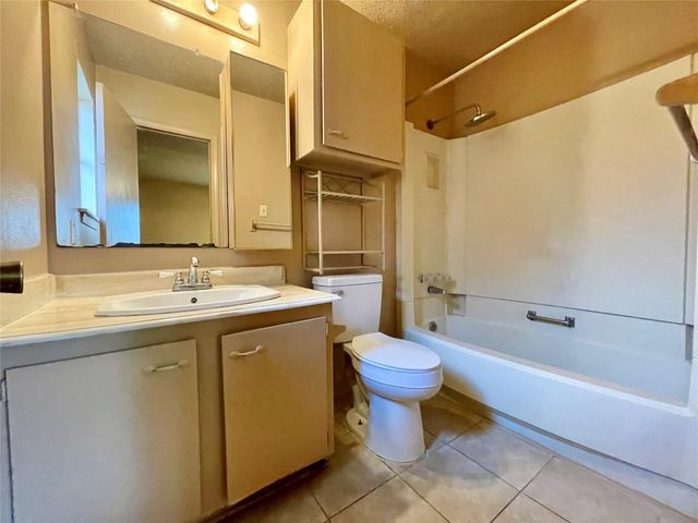5418 Dove Forest Lane, Humble, TX 77346