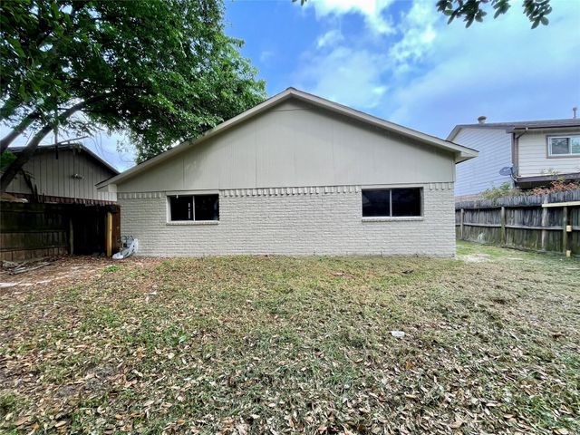 5418 Dove Forest Lane, Humble, TX 77346