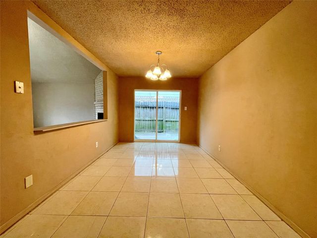 5418 Dove Forest Lane, Humble, TX 77346
